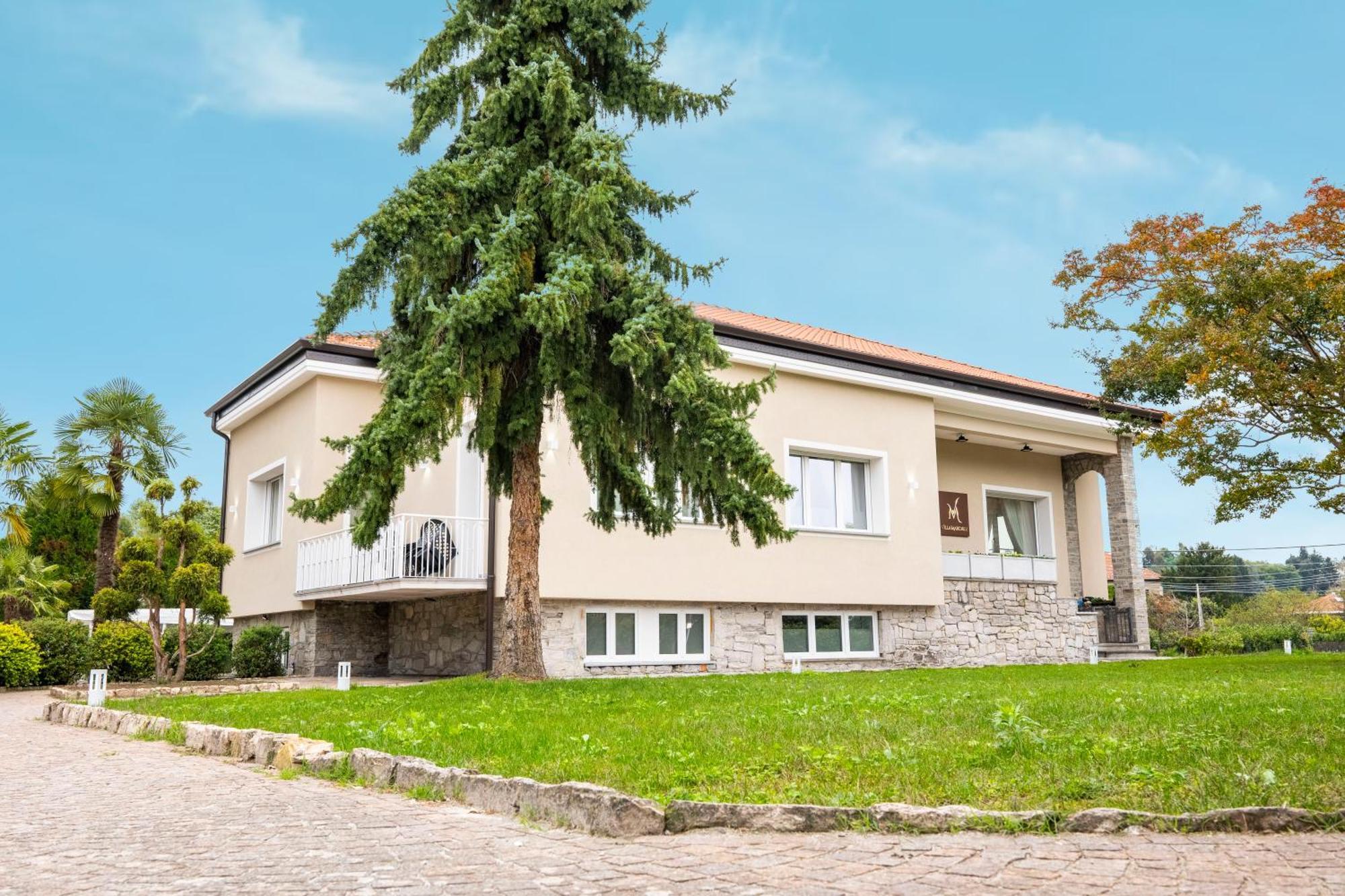 Villa Marchese Lake Maggiore Сома Ломбардо Екстериор снимка