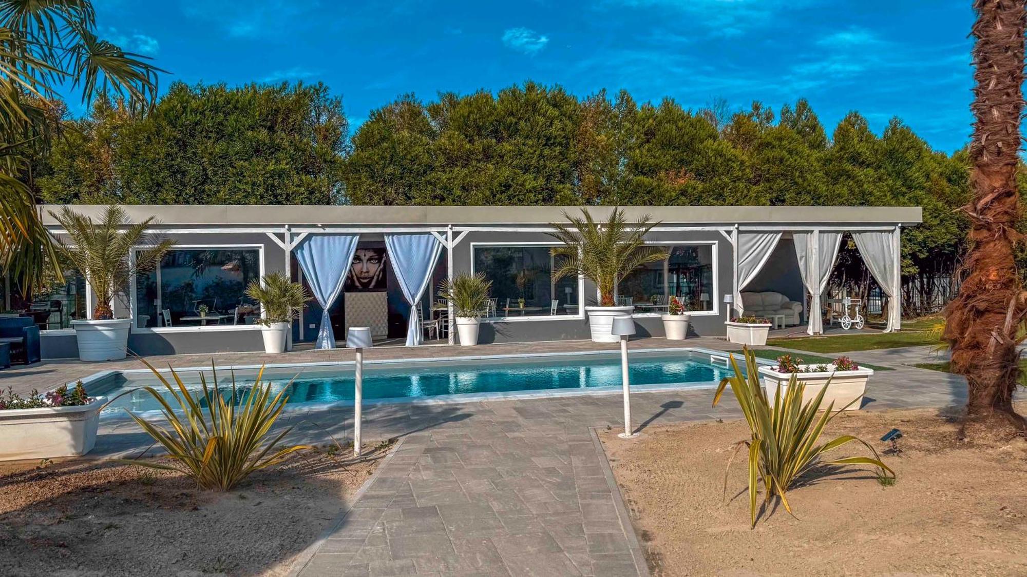 Villa Marchese Lake Maggiore Сома Ломбардо Екстериор снимка