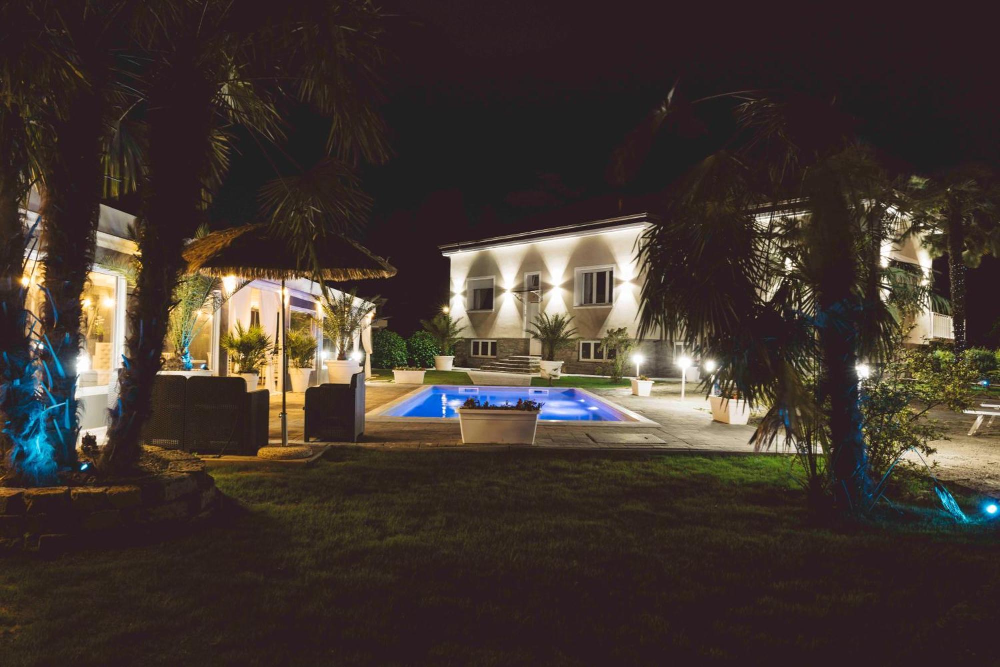 Villa Marchese Lake Maggiore Сома Ломбардо Екстериор снимка